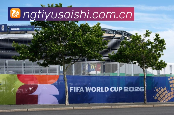 接手雄鹿仅打出九十五胜九十九负球员对老里执教失去信心赛场复盘-深度解析 接手雄鹿仅打出九十五胜九十九负球员对老里执教失去信心赛场复盘-深度解析